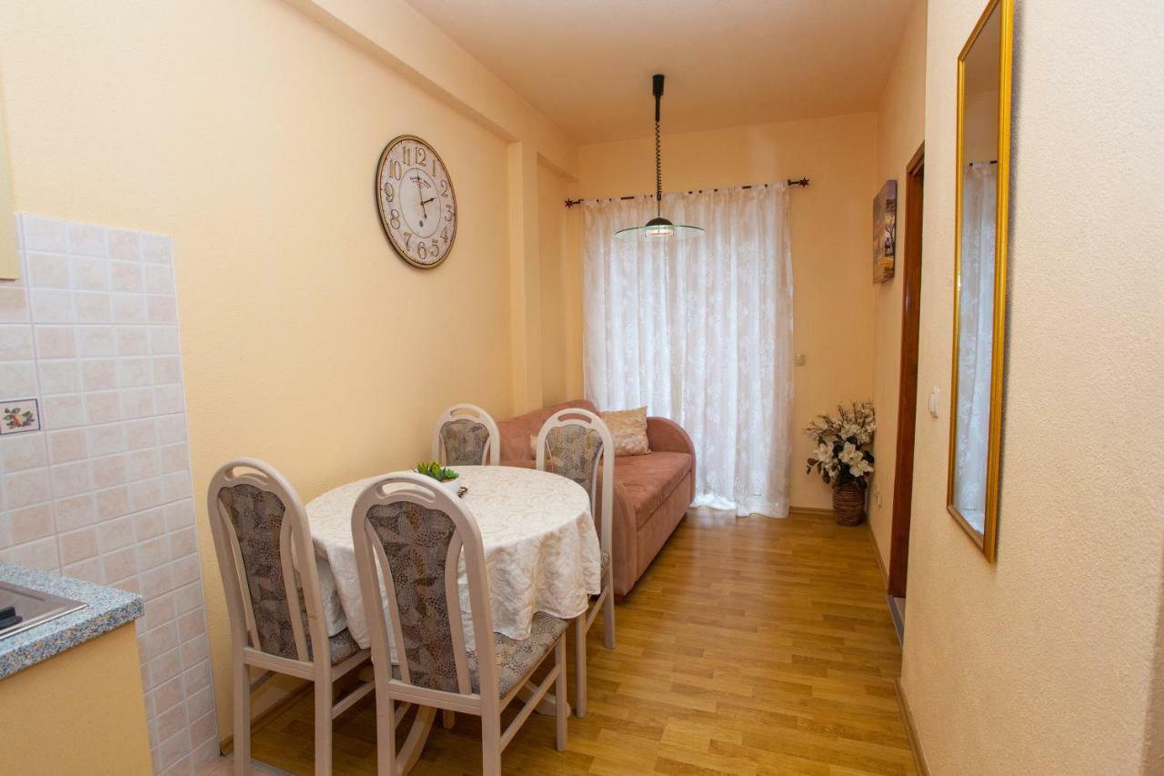 Apartman Antonio Apartment Makarska Exterior photo